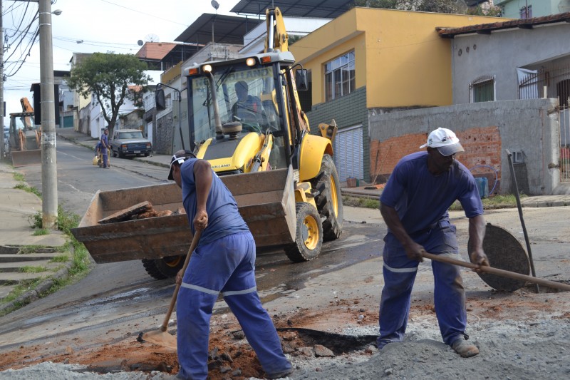 Bairro Nossa Senhora das Graças recebe mais 330 metros de novas redes de água da Cesama