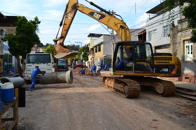 Despoluição do Rio Paraibuna - Cesama implanta coletor de esgoto no Bairro Mariano Procópio