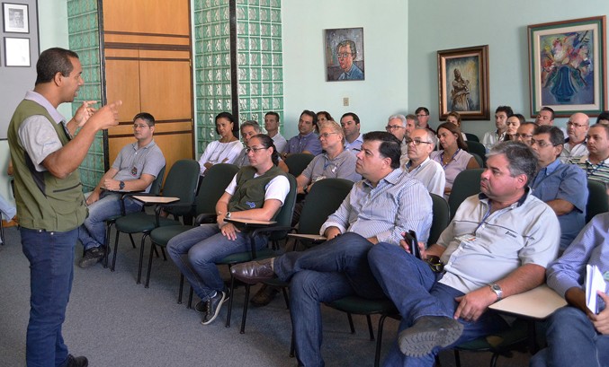 Cesama recebe palestra da Secretaria de Saúde da PJF e intensifica trabalhos de combate à dengue