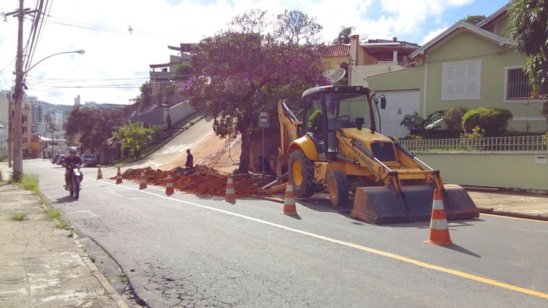 Cesama finaliza substituição de 55 metros de redes de água no Bairro São Mateus 