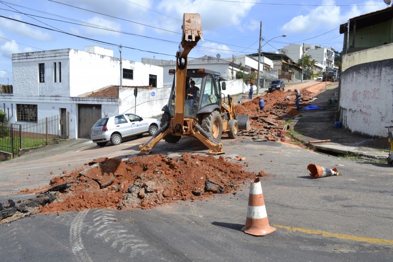 Mais água para o juiz-forano - Bairro Bairu recebe 150 metros de novas redes da Cesama