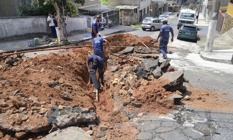 Reforço no abastecimento - Bairro Santa Terezinha recebe 150 metros de novas tubulações