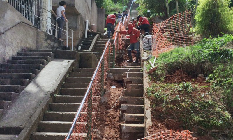 Eldorado recebe 90 metros de novas redes de esgoto da Cesama