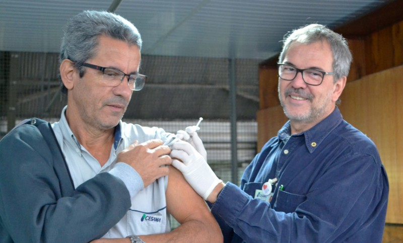 Cesama realiza campanha interna de vacinação