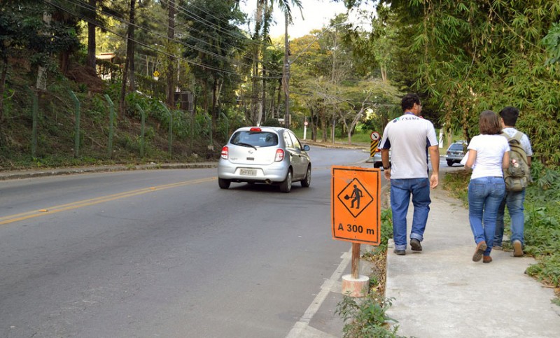 Despoluição do Rio Paraibuna - Cesama realiza trabalho técnico-social no Morro do Imperador