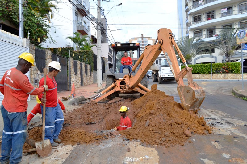 Cesama inicia trabalhos de substituição de 280 metros de redes de esgoto no Cascatinha