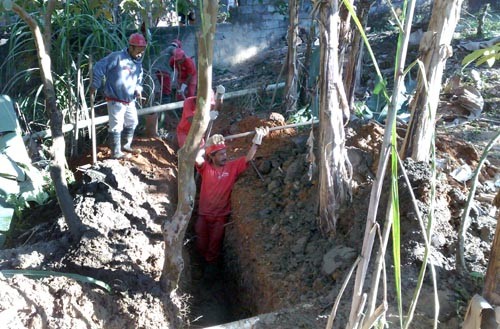 80% das obras da nova rede coletora de esgoto do Parque Independência já estão concluídas