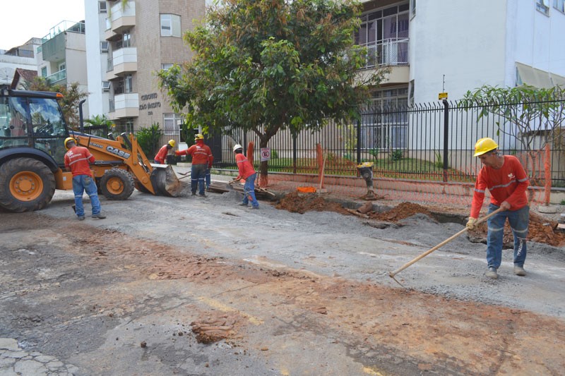 Cesama inicia remodelação de mais 200 metros de redes de esgoto no Bairro Cascatinha