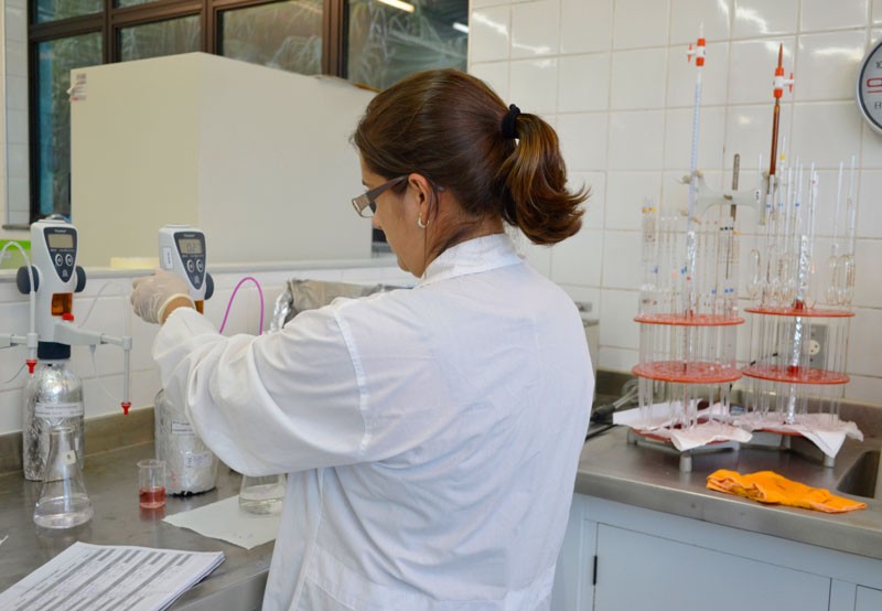 Trabalho contínuo - Cesama realiza 669 análises de água em junho
