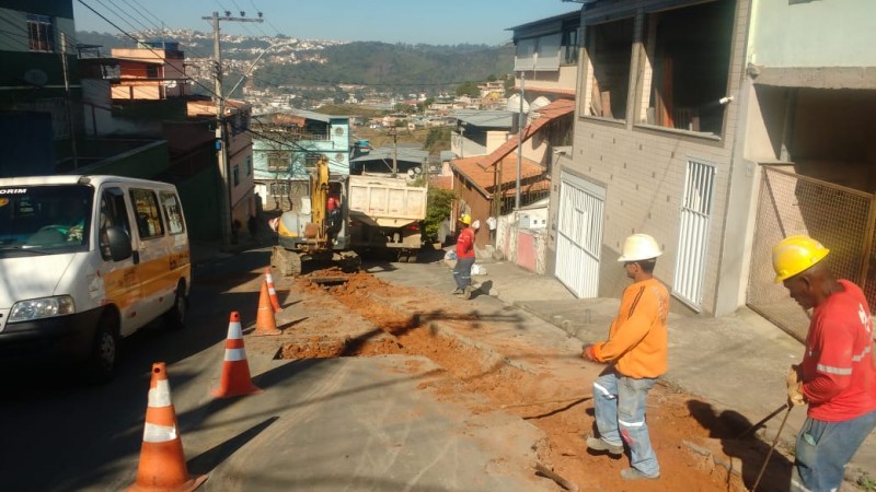 Bairro Eldorado recebe 120 metros de novas redes de esgoto da Cesama