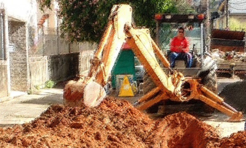 Cesama inicia remodelação de 450 metros de redes de água no Bairro Encosta do Sol