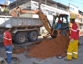 Cesama inicia substituição de 130 metros de redes de esgoto no Bairro Jardim de Alá