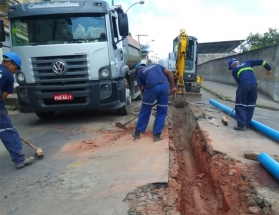 Bairro de Lourdes recebe 385 metros de novas redes de água 
