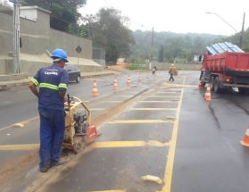 Cesama implanta 2.500 metros de redes de distribuição de água na Avenida Juiz de Fora