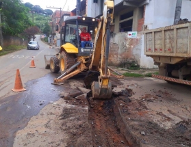 Bairro Previdenciários recebe mais 50 metros de novas redes de esgoto