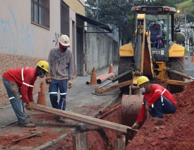 Cesama remodela 930 metros de redes de esgoto no Bairro São Mateus
