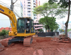 Cesama inicia nova etapa da obra de desvio de adutora na Avenida Itamar Franco e trânsito na via será alterado
