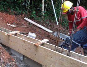 Cesama realiza ações de zeladoria nos bairros Tiguera, Bom Jardim e represa João Penido