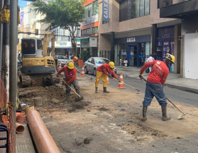  Rua Santa Rita ganha nova rede de esgoto