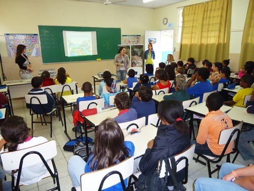 Córrego limpo é responsabilidade de todos - Cesama lança projeto de mobilização social em bairros