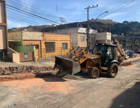 Cesama inicia obra de remodelação de 440 metros de redes de água no Bairro Santa Teresa
