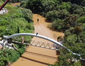Quarta adutora - Obras de travessia do Paraibuna acontecem em dois pontos do rio