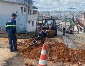 Bairu recebe 200 metros de novas redes de água