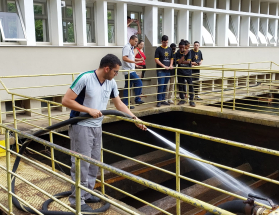 Jovens aprendizes da Empav visitam ETA Marechal Castelo Branco