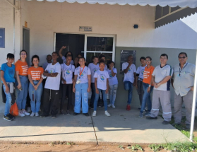 Visita a unidades da Cesama proporciona consciência ambiental a adolescentes de Igrejinha