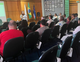 Encontro inicia série de ações do Dest para valorização das equipes das ETEs e ETAs