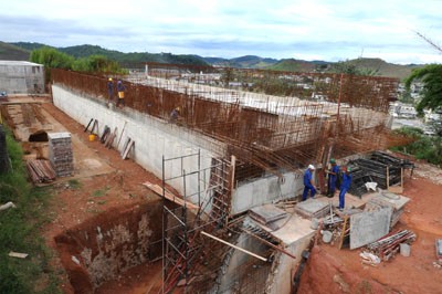 Cerca de 70% das obras da adutora de Chapéu dUvas e da ampliação da ETA CDI já estão prontos