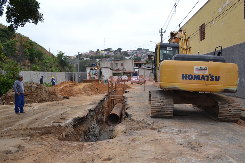 Despoluição do Rio Paraibuna - Cesama implanta 1.300 metros de redes de esgoto no Bairro Poço Rico