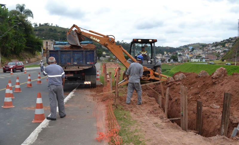 Despoluição do Rio Paraibuna - Cesama segue com implantação de interceptor de esgoto