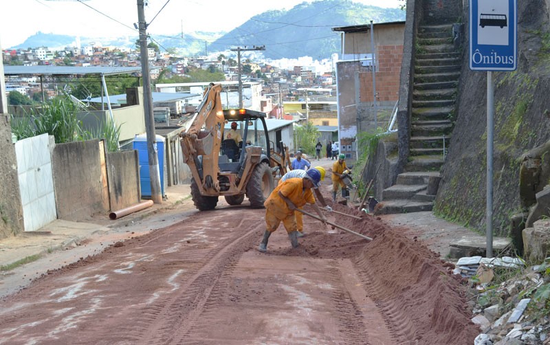 Saneamento básico - Cesama substitui 660 metros de redes de esgoto no Bairro Vila Alpina