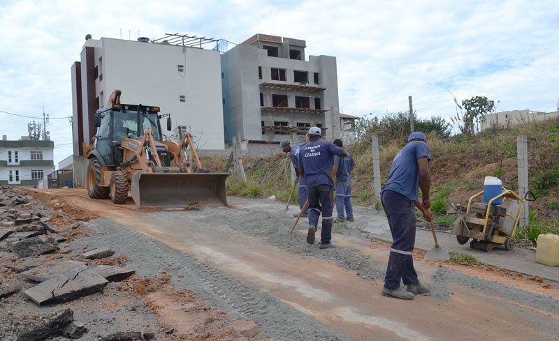 Fase final de execução - Cesama substitui 700 metros de redes de água do Bairro Vivendas da Serra