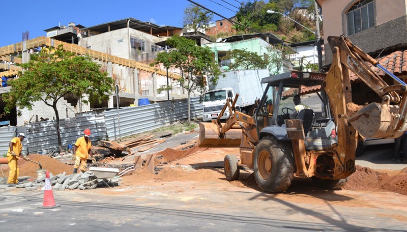 Cesama substitui mais 510 metros de redes de esgoto no Bairro Santa Luzia