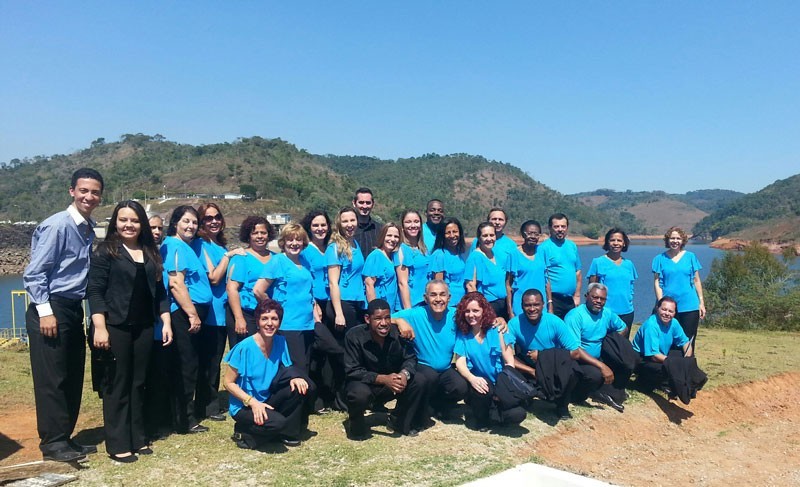 Coral Cesama promove solidariedade com apresentações de Natal