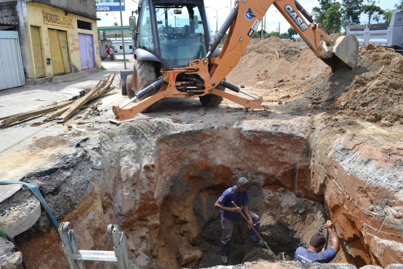 Obras na subadutora do Bairro Santa Cruz podem afetar o abastecimento na região norte