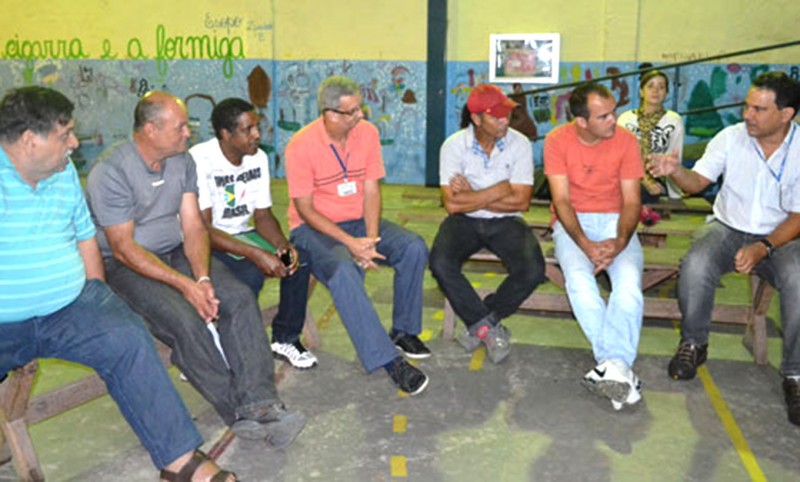 Despoluição do Rio Paraibuna - Cesama realiza ação de conscientização com moradores da região sul